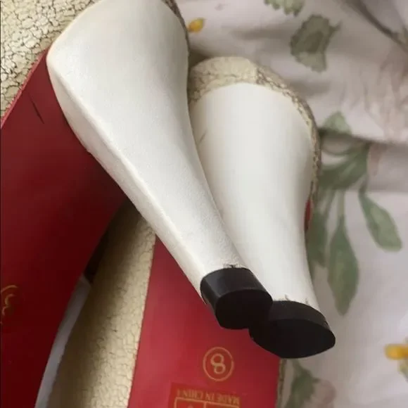 Vintage red polka dot irregular choice heels - Picture 7 of 8